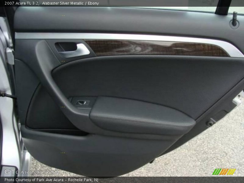 Alabaster Silver Metallic / Ebony 2007 Acura TL 3.2