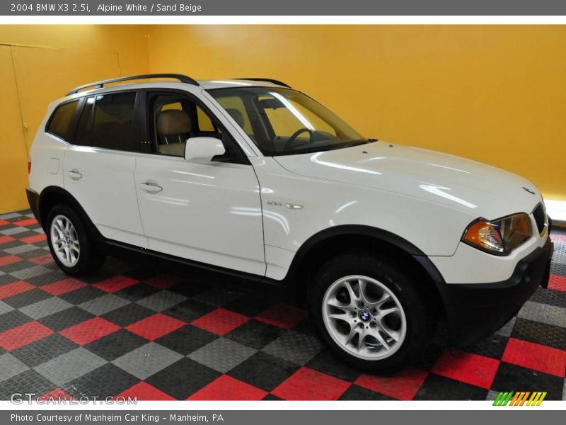 Alpine White / Sand Beige 2004 BMW X3 2.5i