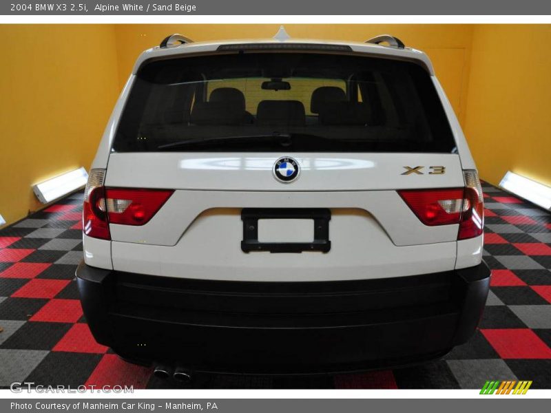 Alpine White / Sand Beige 2004 BMW X3 2.5i