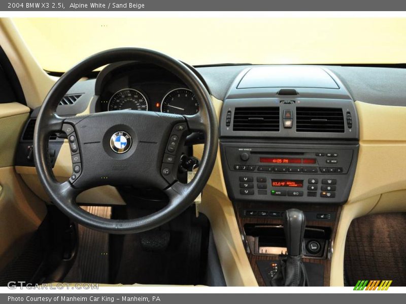 Alpine White / Sand Beige 2004 BMW X3 2.5i