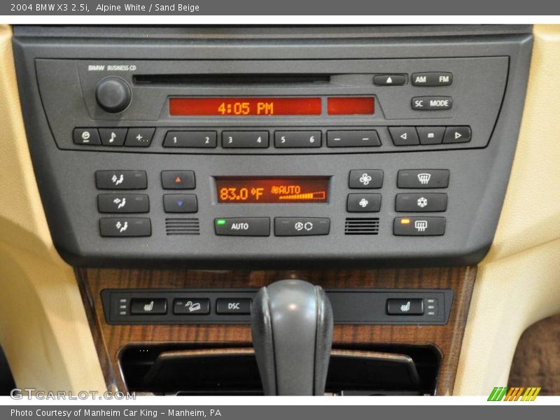 Alpine White / Sand Beige 2004 BMW X3 2.5i