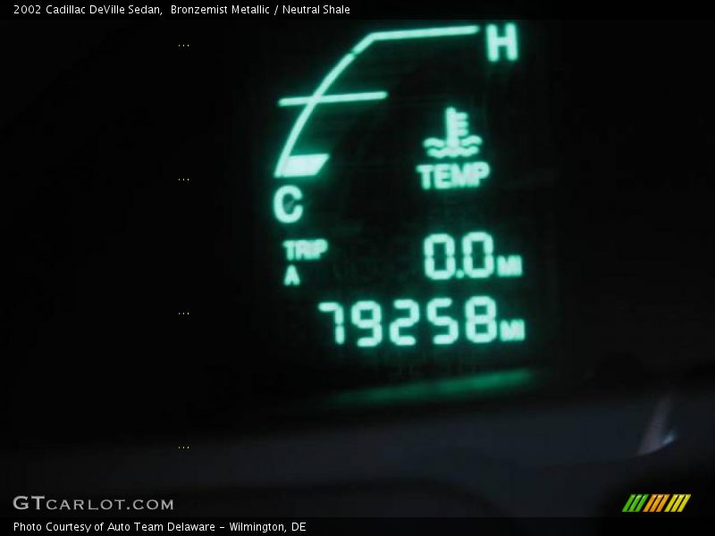 Bronzemist Metallic / Neutral Shale 2002 Cadillac DeVille Sedan