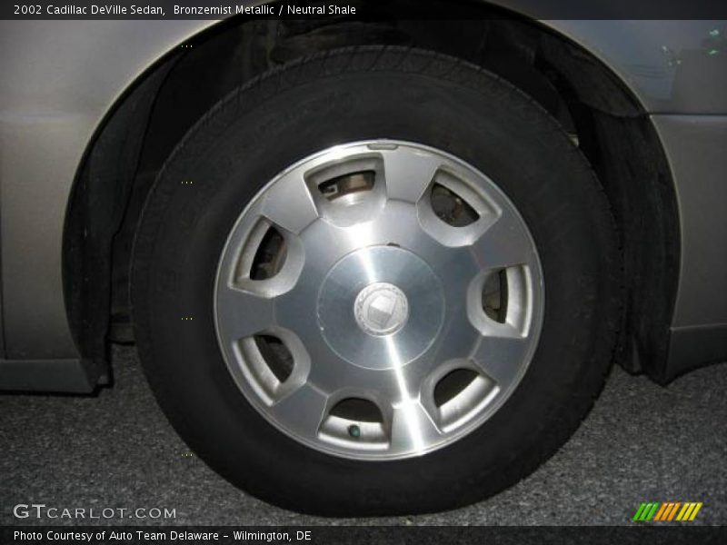 Bronzemist Metallic / Neutral Shale 2002 Cadillac DeVille Sedan