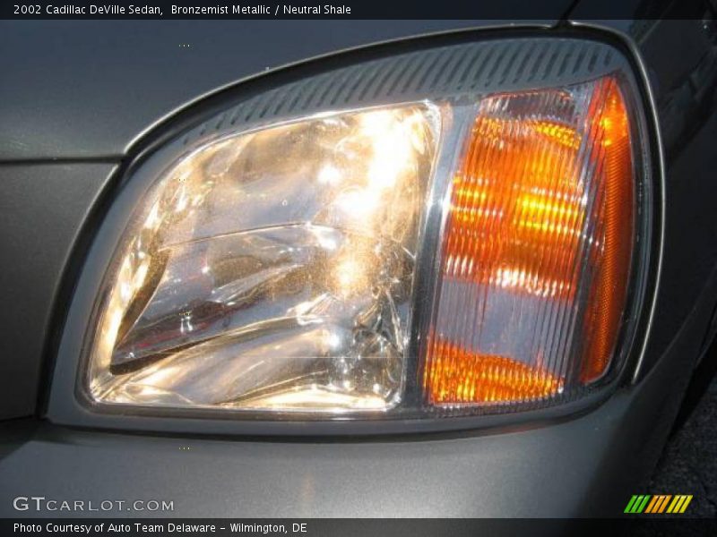 Bronzemist Metallic / Neutral Shale 2002 Cadillac DeVille Sedan