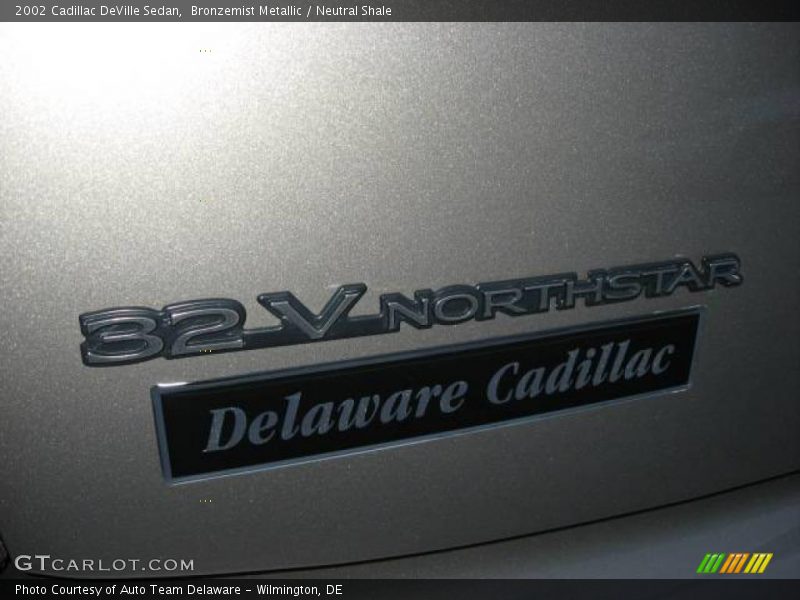 Bronzemist Metallic / Neutral Shale 2002 Cadillac DeVille Sedan