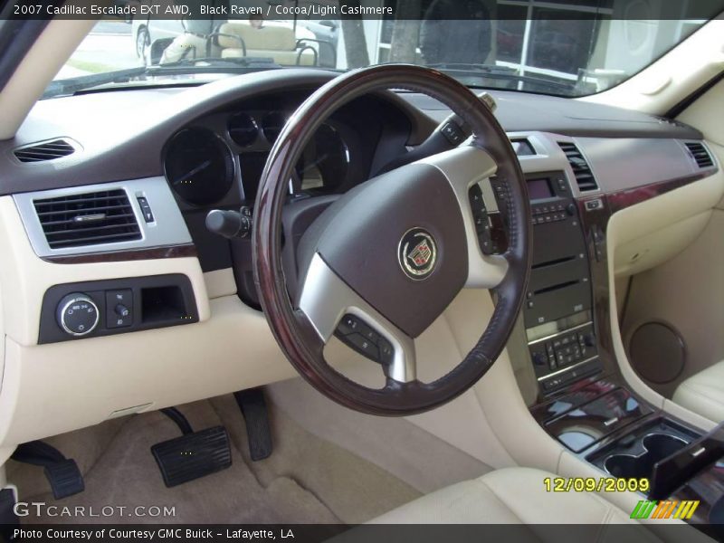 Black Raven / Cocoa/Light Cashmere 2007 Cadillac Escalade EXT AWD