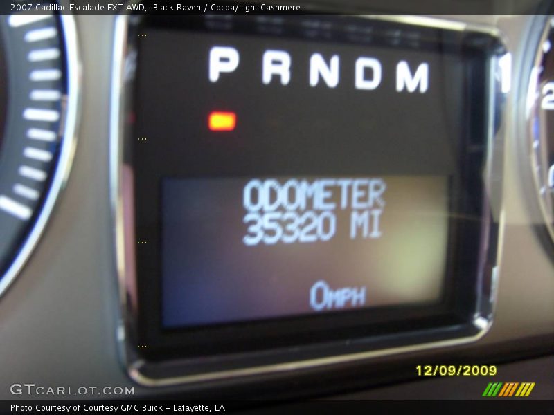 Black Raven / Cocoa/Light Cashmere 2007 Cadillac Escalade EXT AWD