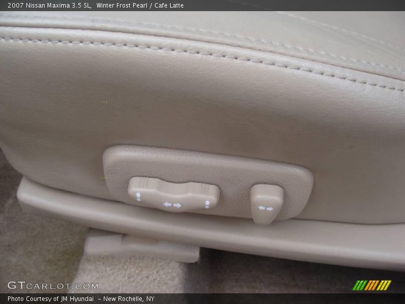 Winter Frost Pearl / Cafe Latte 2007 Nissan Maxima 3.5 SL