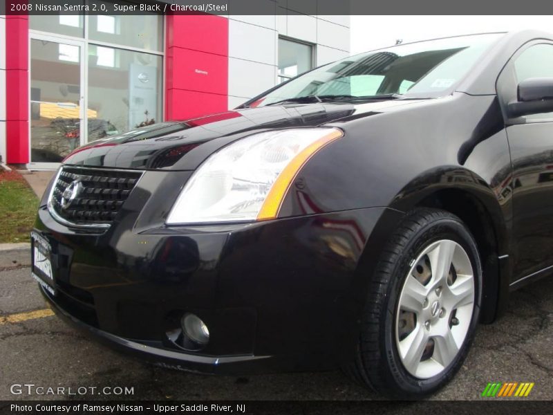 Super Black / Charcoal/Steel 2008 Nissan Sentra 2.0