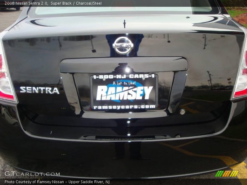 Super Black / Charcoal/Steel 2008 Nissan Sentra 2.0