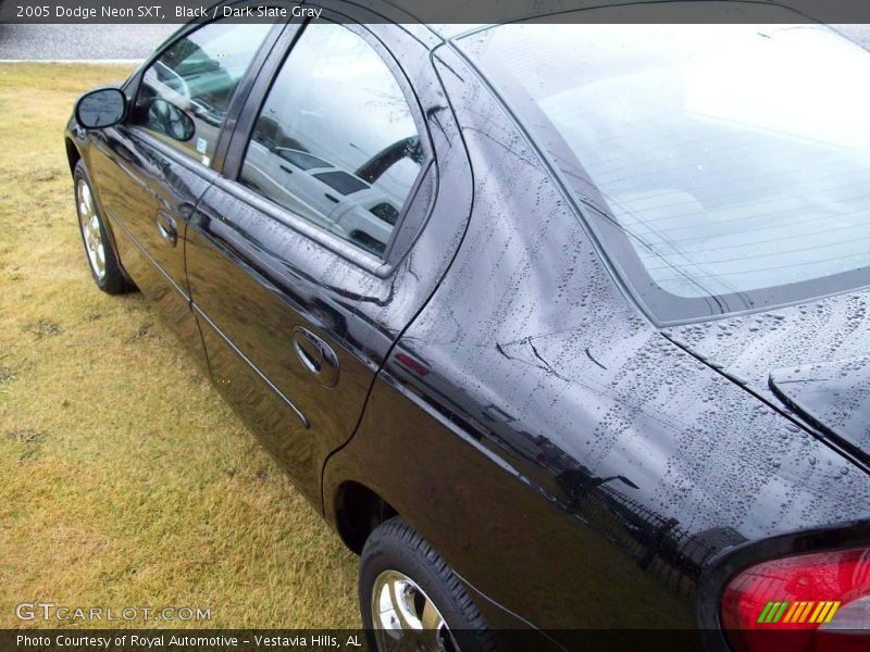 Black / Dark Slate Gray 2005 Dodge Neon SXT