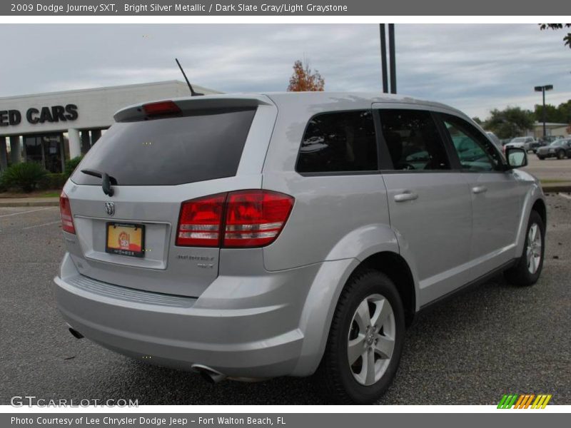 Bright Silver Metallic / Dark Slate Gray/Light Graystone 2009 Dodge Journey SXT