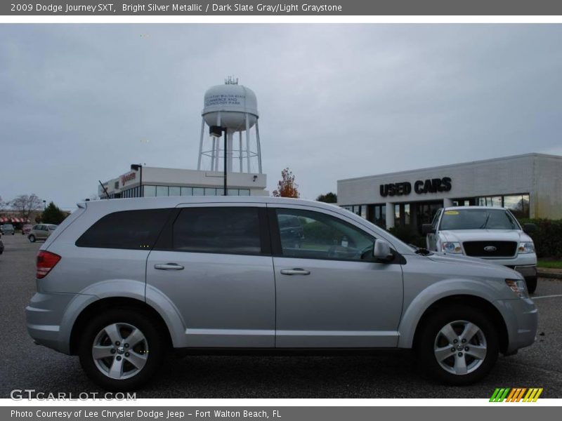 Bright Silver Metallic / Dark Slate Gray/Light Graystone 2009 Dodge Journey SXT