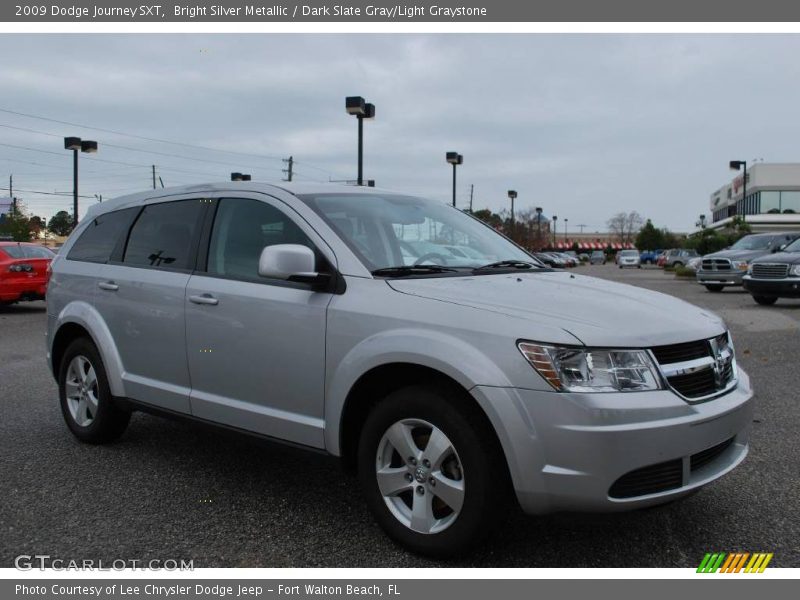 Bright Silver Metallic / Dark Slate Gray/Light Graystone 2009 Dodge Journey SXT