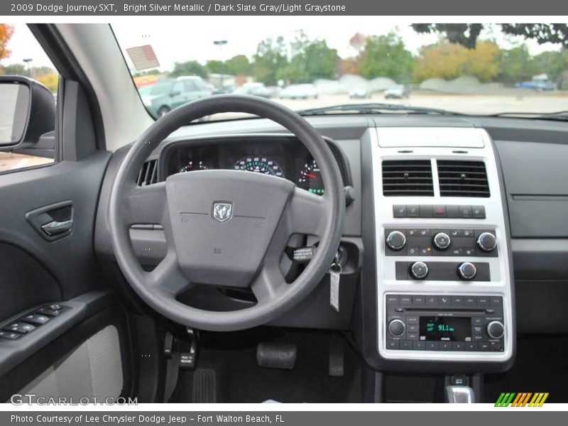 Bright Silver Metallic / Dark Slate Gray/Light Graystone 2009 Dodge Journey SXT