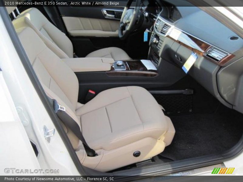Arctic White / Almond Beige 2010 Mercedes-Benz E 350 Sedan