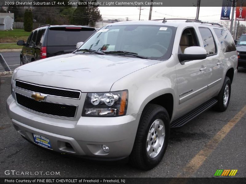 Silver Birch Metallic / Light Cashmere/Dark Cashmere 2009 Chevrolet Suburban LT 4x4