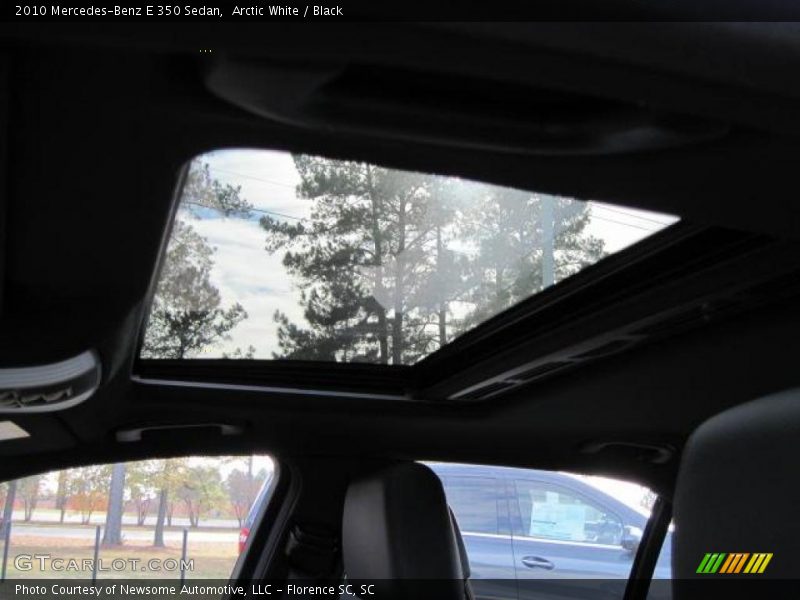 Arctic White / Black 2010 Mercedes-Benz E 350 Sedan