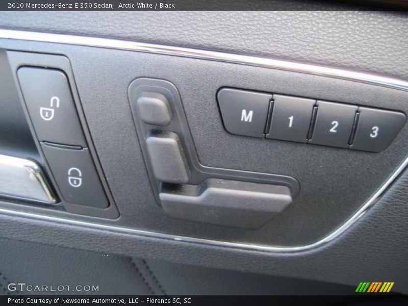 Arctic White / Black 2010 Mercedes-Benz E 350 Sedan