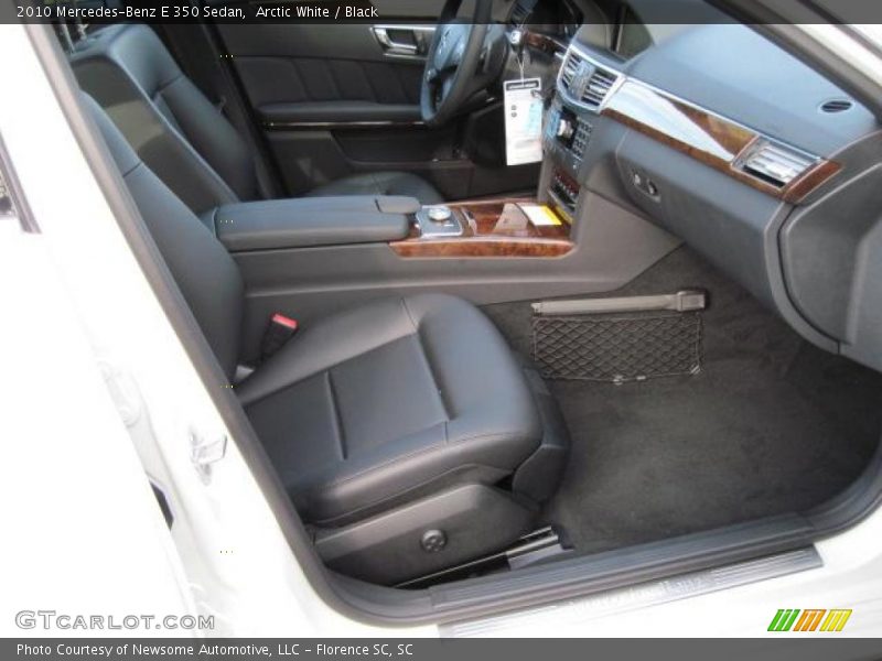Arctic White / Black 2010 Mercedes-Benz E 350 Sedan