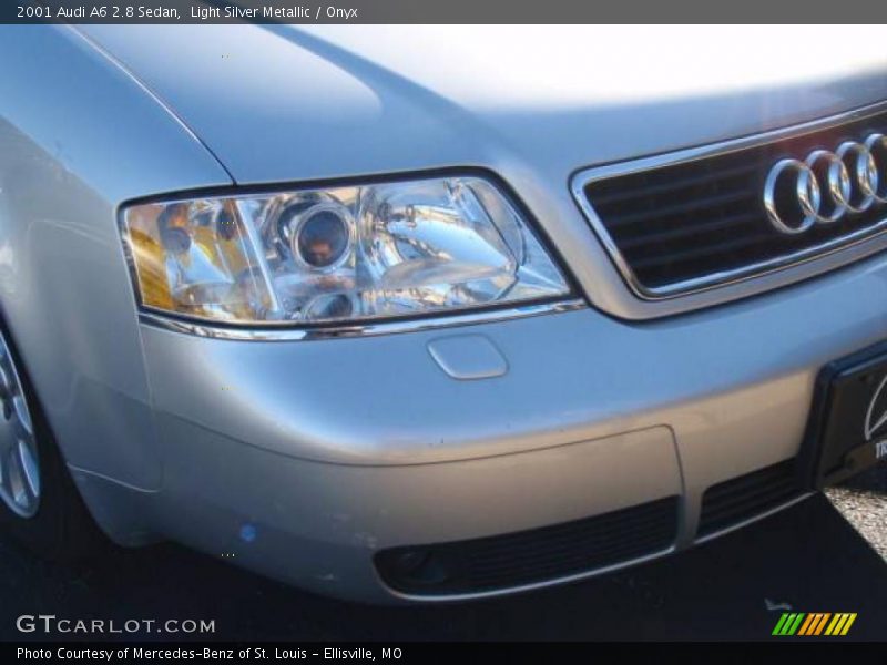 Light Silver Metallic / Onyx 2001 Audi A6 2.8 Sedan