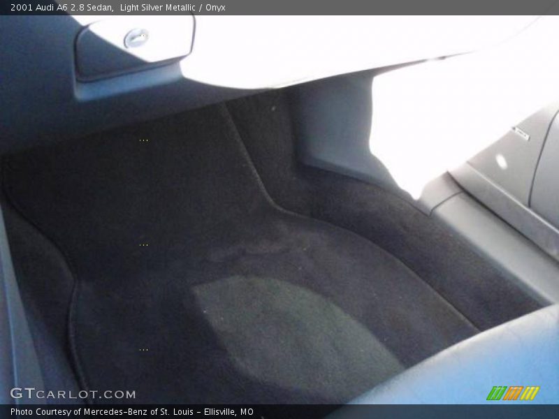 Light Silver Metallic / Onyx 2001 Audi A6 2.8 Sedan
