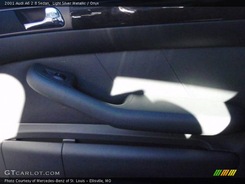 Light Silver Metallic / Onyx 2001 Audi A6 2.8 Sedan