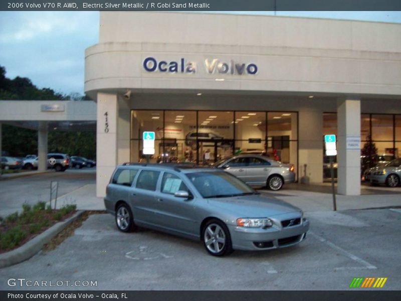 Electric Silver Metallic / R Gobi Sand Metallic 2006 Volvo V70 R AWD