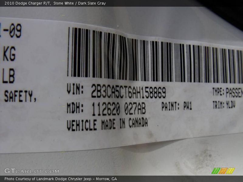 Stone White / Dark Slate Gray 2010 Dodge Charger R/T