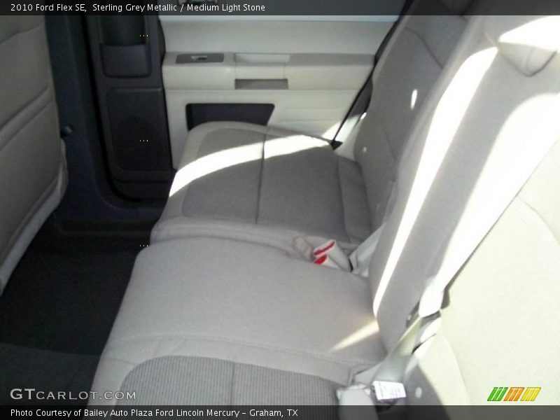 Sterling Grey Metallic / Medium Light Stone 2010 Ford Flex SE