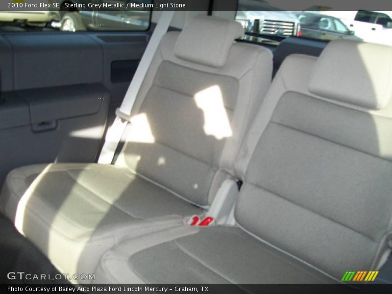 Sterling Grey Metallic / Medium Light Stone 2010 Ford Flex SE