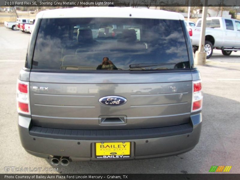 Sterling Grey Metallic / Medium Light Stone 2010 Ford Flex SE