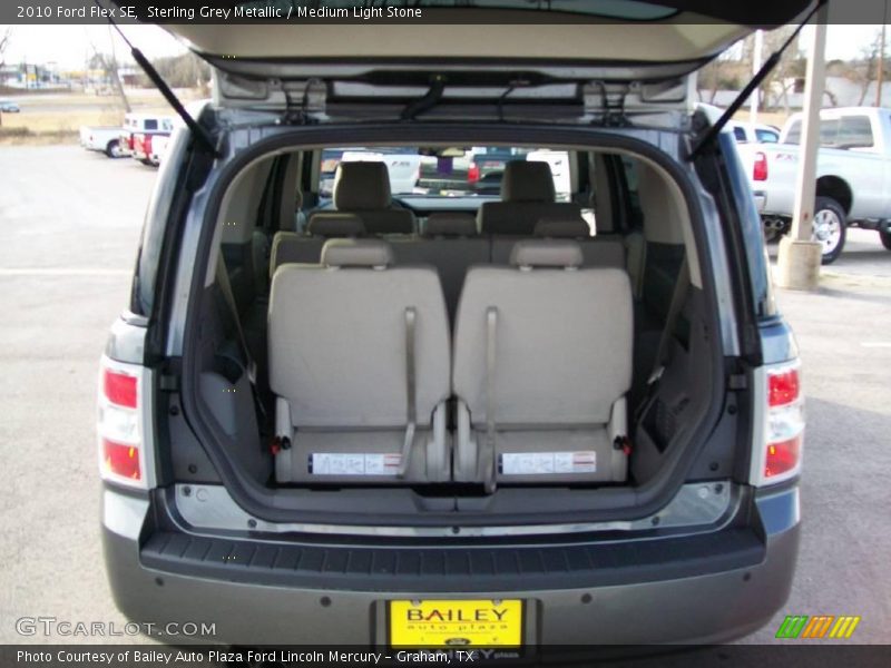 Sterling Grey Metallic / Medium Light Stone 2010 Ford Flex SE