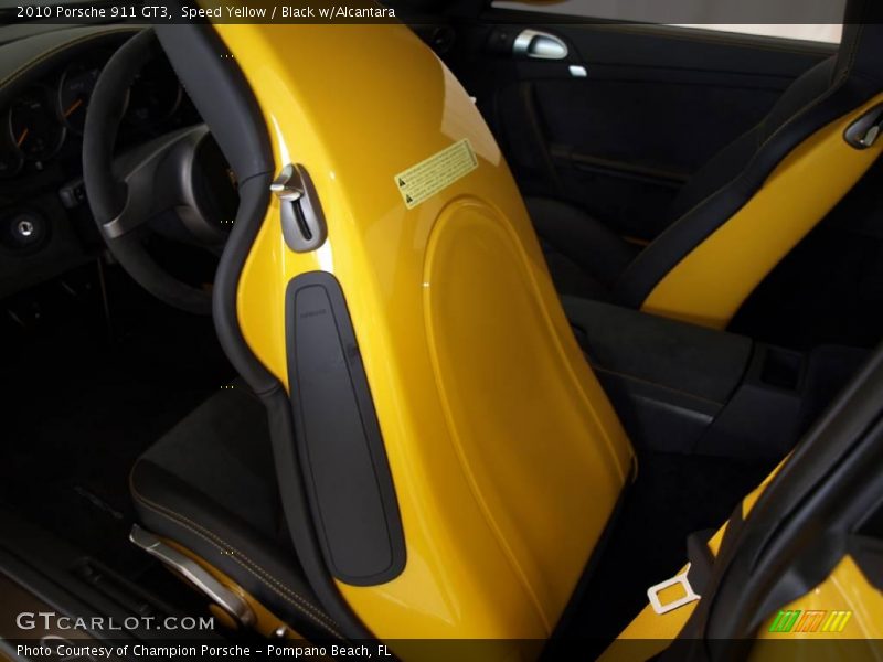 Speed Yellow / Black w/Alcantara 2010 Porsche 911 GT3