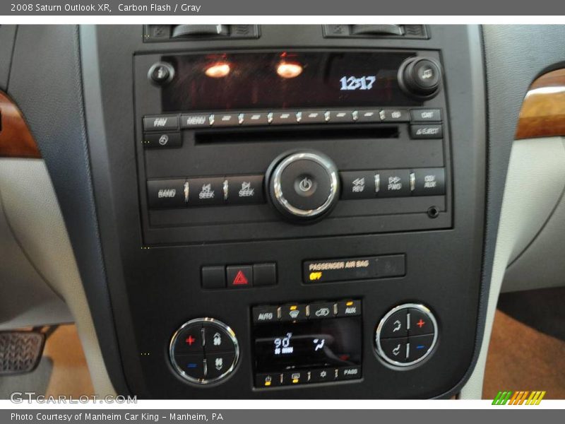 Carbon Flash / Gray 2008 Saturn Outlook XR