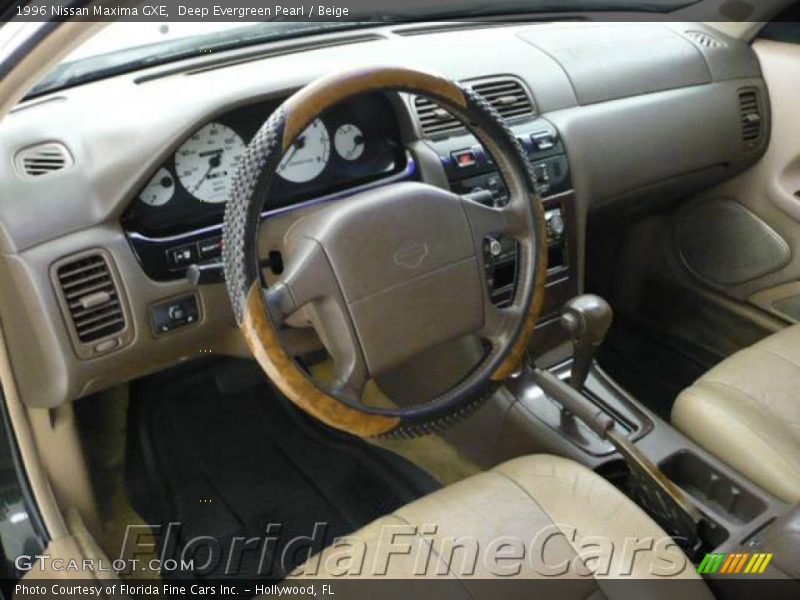 Deep Evergreen Pearl / Beige 1996 Nissan Maxima GXE