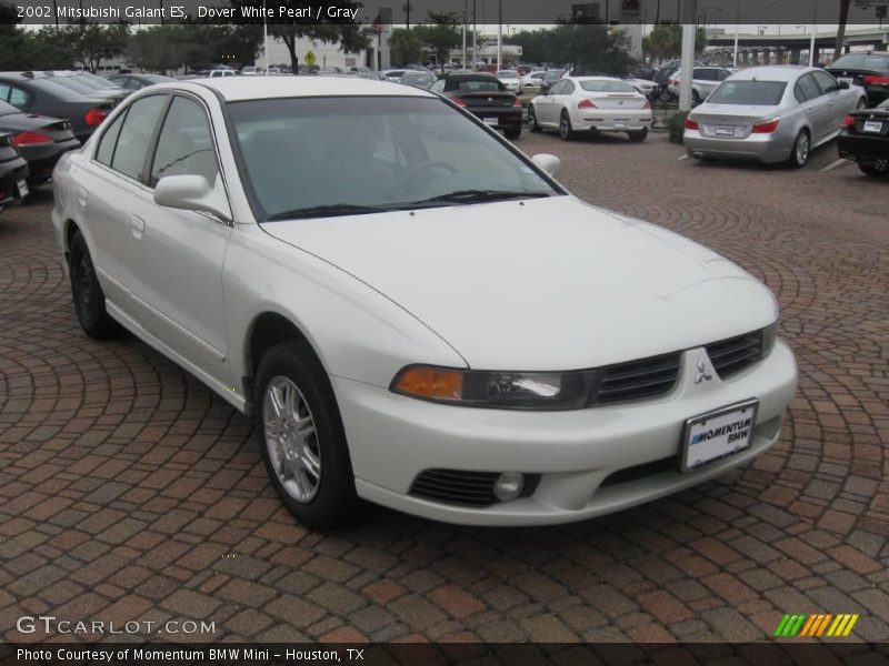 Dover White Pearl / Gray 2002 Mitsubishi Galant ES
