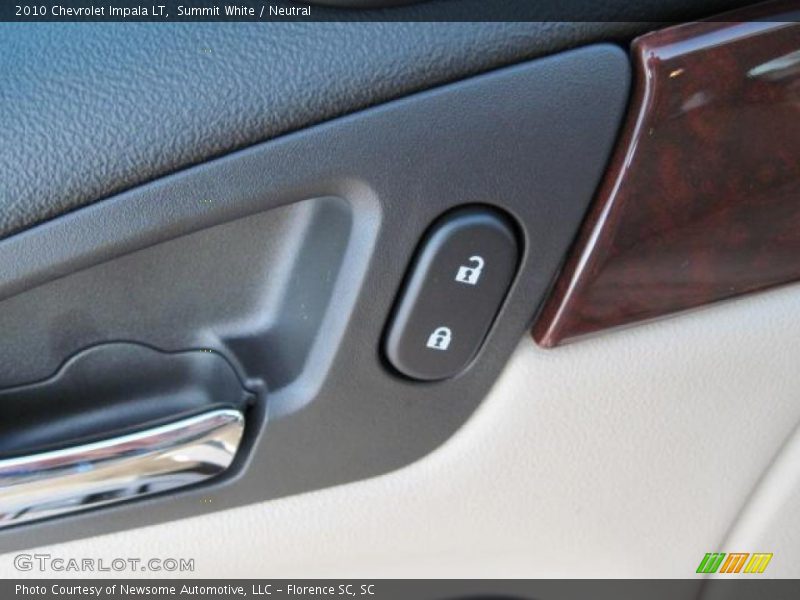 Summit White / Neutral 2010 Chevrolet Impala LT