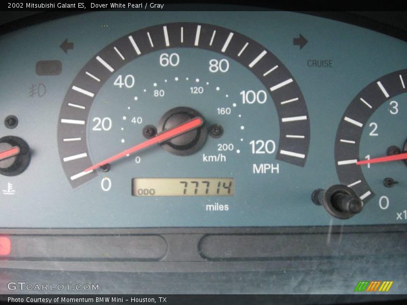 Dover White Pearl / Gray 2002 Mitsubishi Galant ES