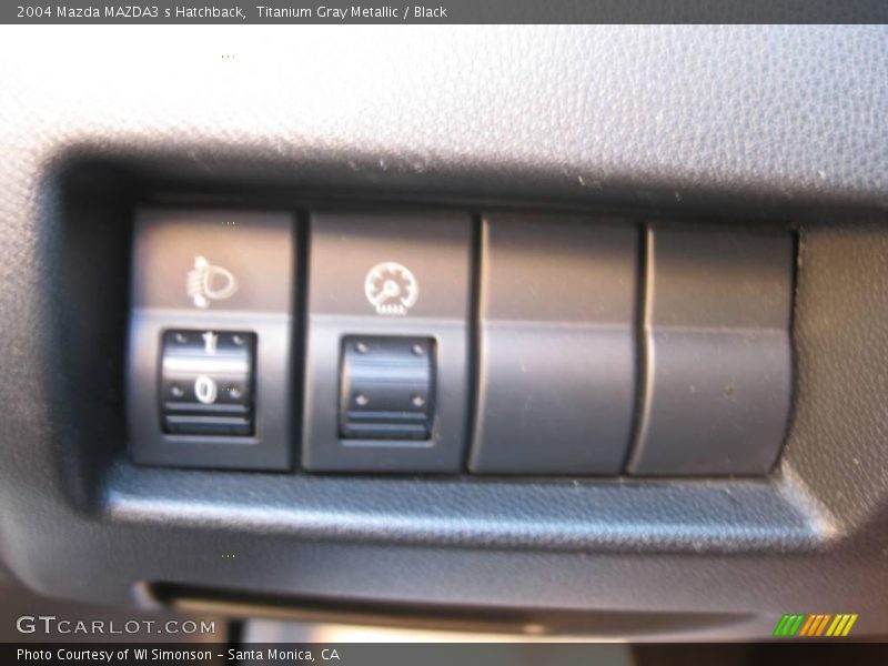 Titanium Gray Metallic / Black 2004 Mazda MAZDA3 s Hatchback
