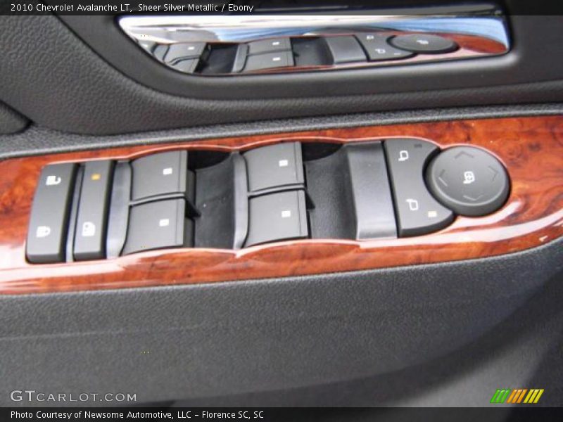 Sheer Silver Metallic / Ebony 2010 Chevrolet Avalanche LT