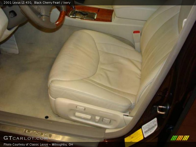 Black Cherry Pearl / Ivory 2001 Lexus LS 430