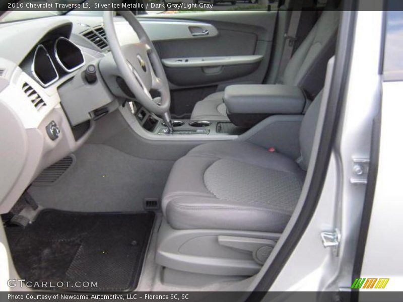 Silver Ice Metallic / Dark Gray/Light Gray 2010 Chevrolet Traverse LS