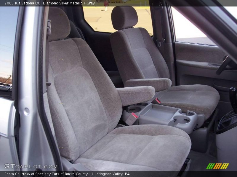 Diamond Silver Metallic / Gray 2005 Kia Sedona LX