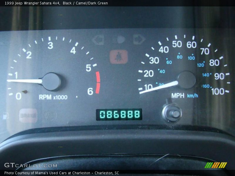 Black / Camel/Dark Green 1999 Jeep Wrangler Sahara 4x4