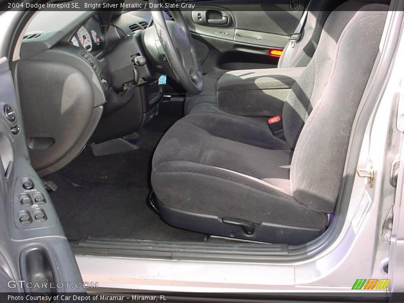 Bright Silver Metallic / Dark Slate Gray 2004 Dodge Intrepid SE