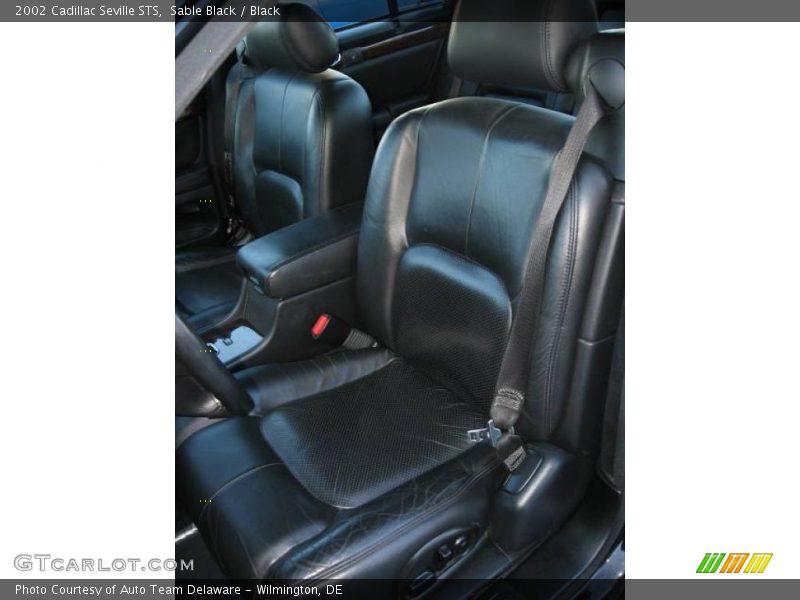 Sable Black / Black 2002 Cadillac Seville STS