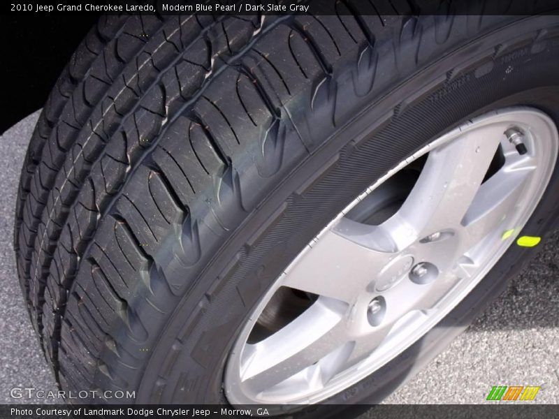 Modern Blue Pearl / Dark Slate Gray 2010 Jeep Grand Cherokee Laredo