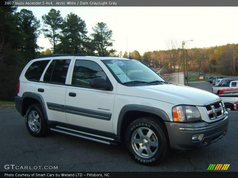 Arctic White / Dark Gray/Light Gray 2007 Isuzu Ascender S 4x4
