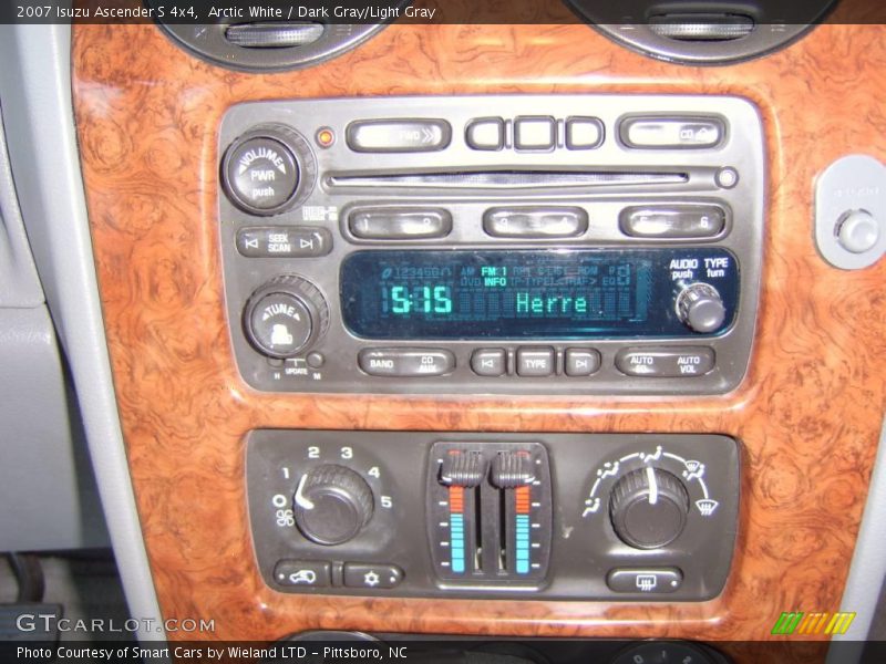 Arctic White / Dark Gray/Light Gray 2007 Isuzu Ascender S 4x4